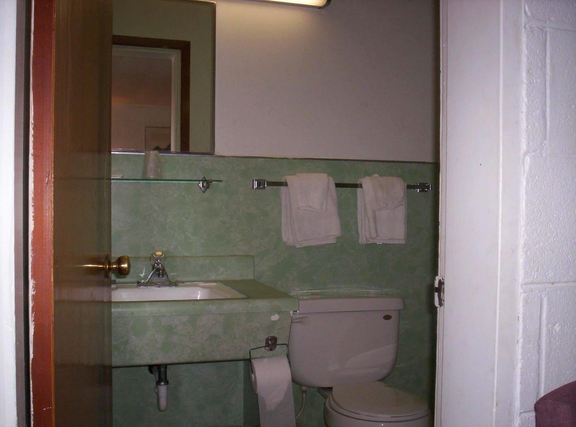 Budget Motel Rockwood Eksteriør bilde